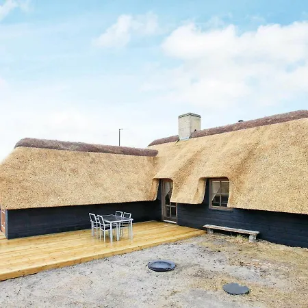 Two-bedroom Holiday In 3 Dom wakacyjny Blåvand