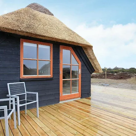 Holiday home Two-bedroom Holiday In 3 Blavand