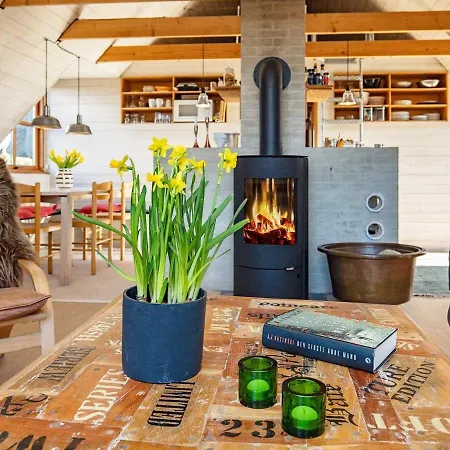 Two-bedroom Holiday In 3 Dom wakacyjny *