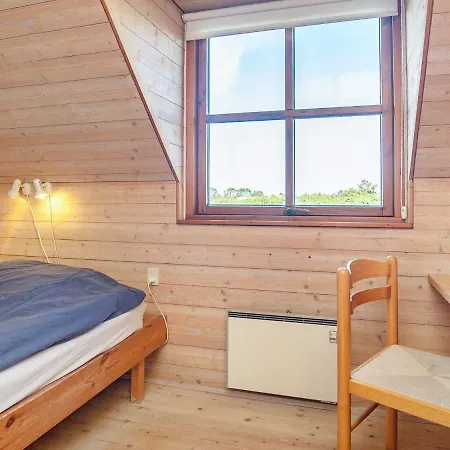 Two-bedroom Holiday In 3 Blavand