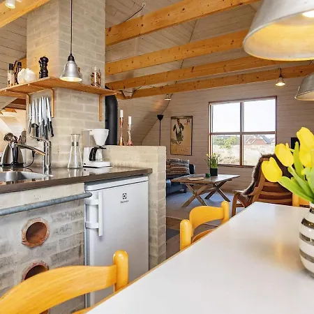 Holiday home Two-bedroom Holiday In 3 Blavand